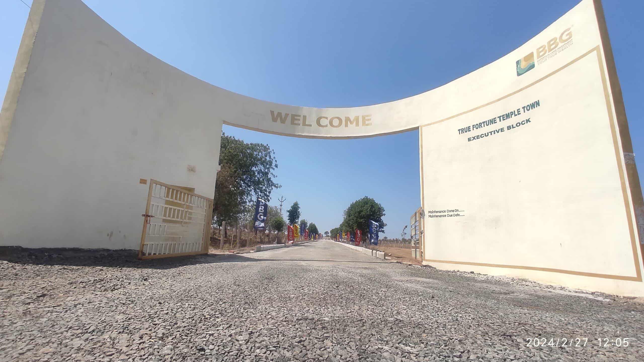 Residential Plots for Sale at BBG TRUE GOLD Entrance Arch